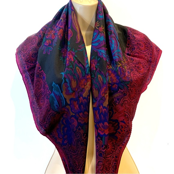 Liz Claiborne Silk Scarf‎ - Picture 1 of 8